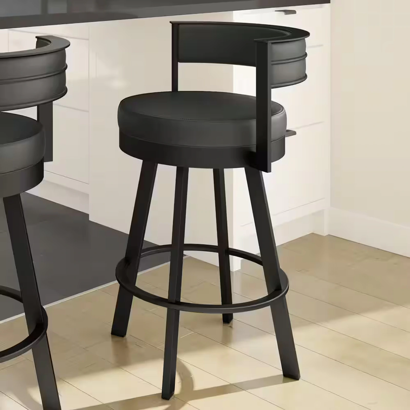 Amisco — Silla de bar Negro y cuero sintético - imagen 1