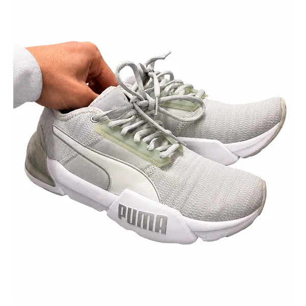 Women's Athletic Shoes - Size 7 US